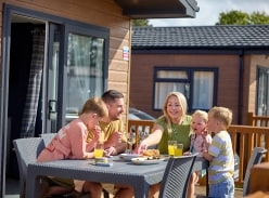 Win a £1000 Parkdean Resort Voucher