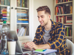 Win the Perfect Set-up to Start your University Journey